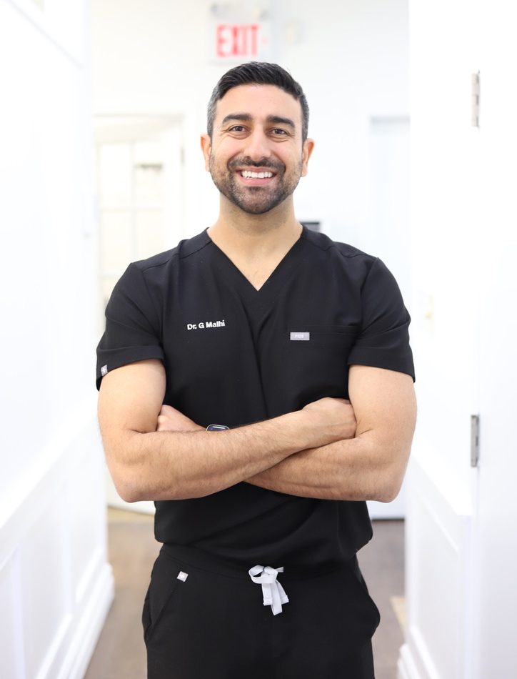 The smiling dentist in Mississauga