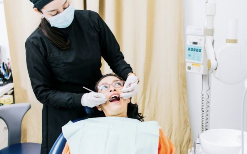 FAQ on Tooth Extraction vs. Root Canal